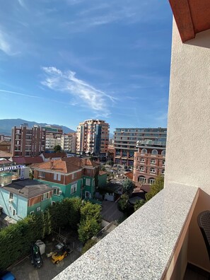 Terrace/patio - HOTEL ROZAFA (Shkodër)