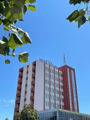 Front of property - HOTEL ROZAFA (Shkodër)