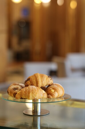 Δωρεάν πρωινό σε μπουφέ καθημερινά