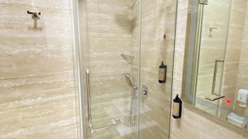 Standard Single Room, Non Smoking | Bathroom | Bathrobes, slippers