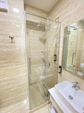Bathroom - HOTEL ROZAFA (Shkodër)