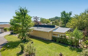 Exterior - 4 bedroom awesome home in Skibby (Skibby)