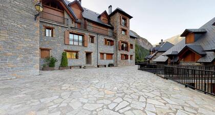 Los Altos de Escarrilla - Tu Casa en los Pirineos - 2 Dorm y 1 Baño 33BA