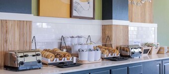 Spark by Hilton Dumas