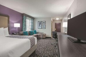 Room - La Quinta Inn & Suites by Wyndham Covington (Covington)