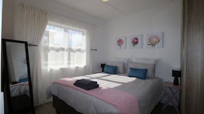 Economy Apartment | 2 bedrooms, individually decorated, individually furnished - Coral Sands Apartment (Cape Town)