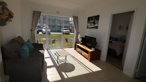 Economy Apartment | Living area - Coral Sands Apartment (Cape Town)