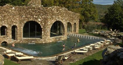 Leccio, appartement lumineux avec vue sur la vallée et avec piscine