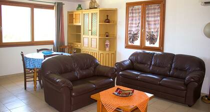 S'omu e Fideli, first floor flat with private garden