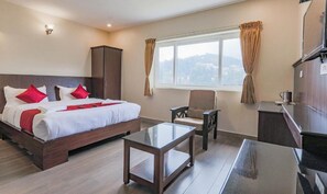 Iron/ironing board, bed sheets - The Baron (Ootacamund)