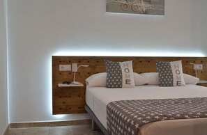 2 slaapkamers, een kluis op de kamer, reisbedje, gratis wifi