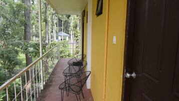 Quadruple Room | Terrace/patio