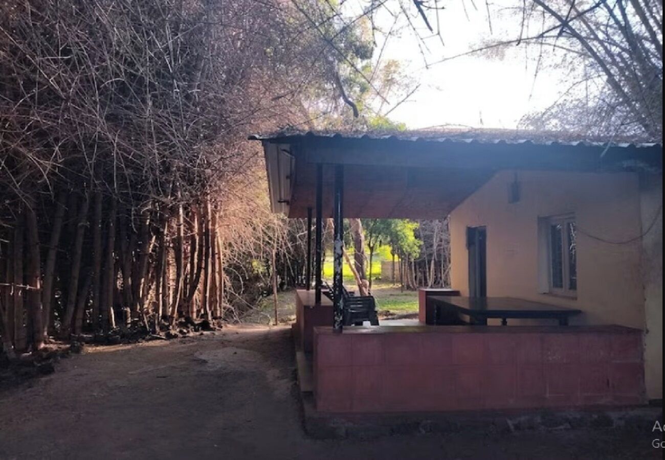 Luxury Room | Free WiFi, bed sheets