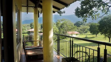 Kamar Double Royal | Wi-Fi gratis dan seprai linen