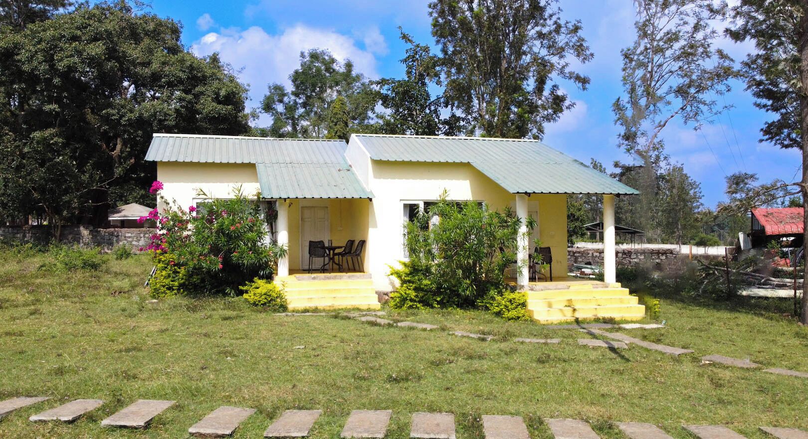 ロイヤル スタジオスイート | WiFi (無料)、ベッドシーツ