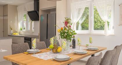 Villa Summer House