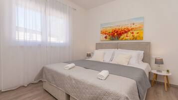 Villa, 3 Schlafzimmer, barrierefrei, eigener Pool | 3 Schlafzimmer, Bettwäsche