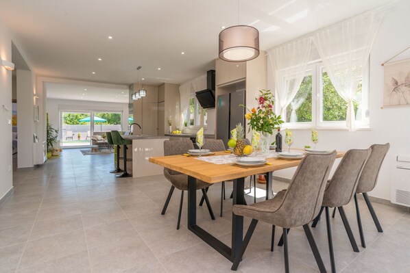 Villa, 3 Bedrooms, Accessible, Private Pool | In-room dining - Villa Summer House (Benkovac)