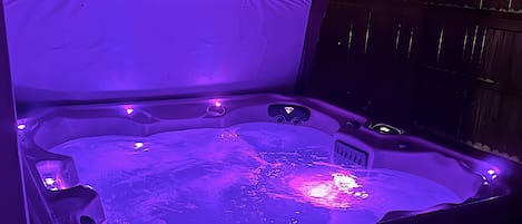Baignoire à remous extérieure