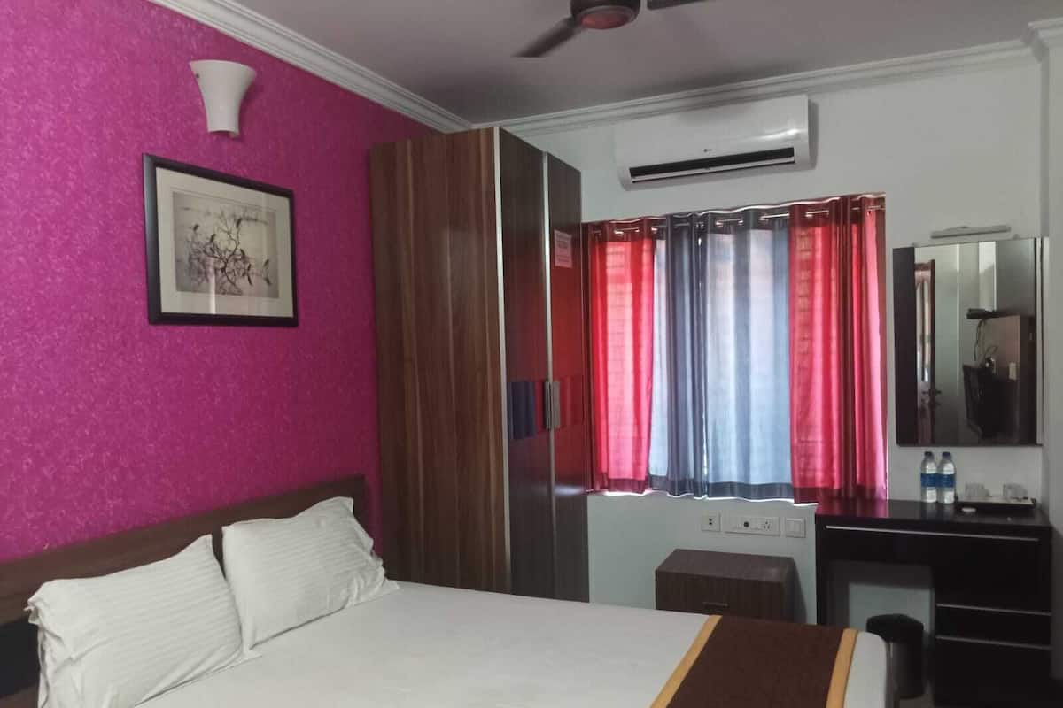 Habitación estándar, vistas a la ciudad | Wifi gratis y ropa de cama