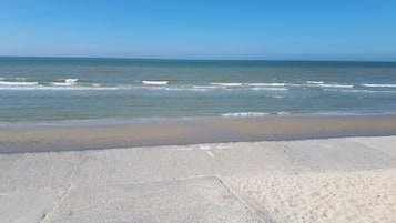 Vlak bij het strand