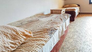1 bedroom, free WiFi