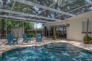 Outdoor pool, a heated pool