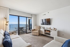 Group,Living Area, - FREE DAILY ACTIVITIES! LINENS INCLUDED*!  The PLAZA. Direct Oceanfront 2BR/2BA condo with semi-private den that can be closed off. (Ocean City)