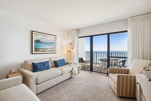 Group,Living Area, - FREE DAILY ACTIVITIES! LINENS INCLUDED*!  The PLAZA. Direct Oceanfront 2BR/2BA condo with semi-private den that can be closed off. (Ocean City)