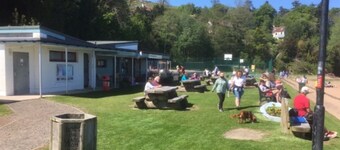 Great location: golf, walking, sandy beach, viewing dolphins.