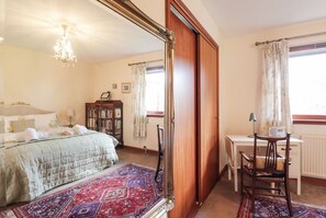 3 chambres, fer et planche Ă repasser, accĂšs au Wi-Fi (inclus)