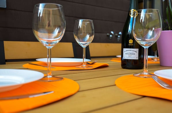 Food and drink - Gites Spa Strasbourg Appartement le 14 jacuzzi sauna privé, Gite le 14 (Furdenheim)