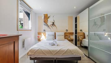 3 bedrooms, free WiFi, bed sheets