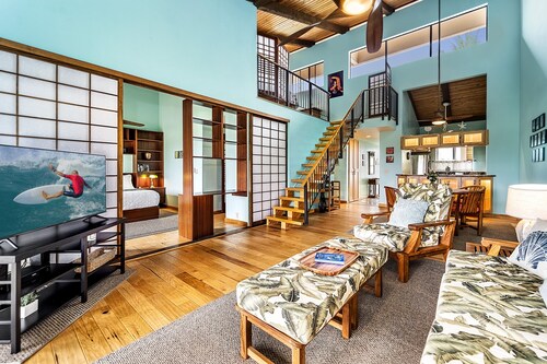 KKSR#7303 Remodeled Top Floor Unit With Loft, Golf Course Views