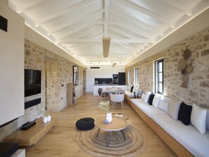 Deluxe Villa | Living area | 50-inch Smart TV with digital channels, TV, Netflix - Villa with outdoor pool for 8 persons (West Mani)