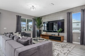 Villa, Mehrere Schlafzimmer | Wohnbereich