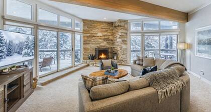 B11 Powder Run 2 Bedroom Condo by RedAwning