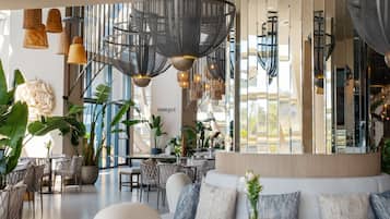 5 Bars/Lounges, Strandbar