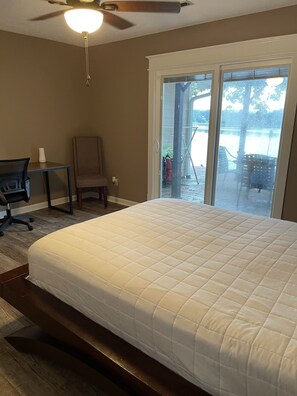 3 bedrooms, iron/ironing board, travel cot, free WiFi