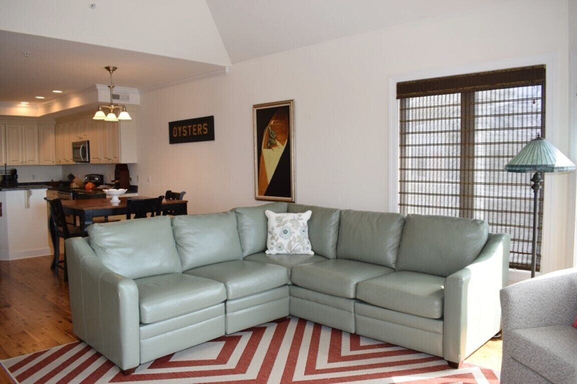 Sunset Bay Villa 315-WATERFRONT! Pool and Fishing Dock