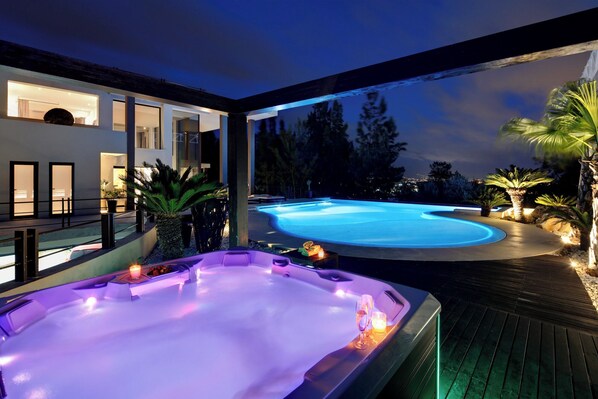 Piscina a l'aire lliure 