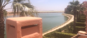 Condado De Alhama golf resort