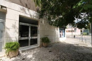 Exterior detail - Quinta das Conchas Flat by the Park (Lisboa)