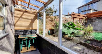 Rhubarb Terrace on the Coast - Sleeps 1-6