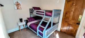 House | 2 bedrooms, iron/ironing board, free WiFi, bed sheets - Rhubarb Terrace on the Coast - Sleeps 1-6 (Colwyn Bay)