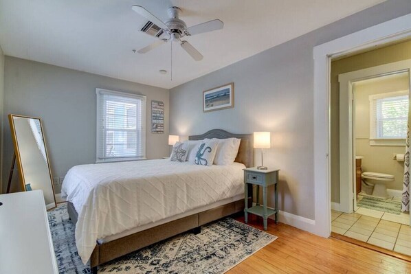 2 bedrooms, iron/ironing board, travel crib