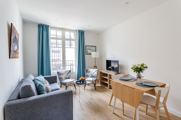 TV - Hostin'Malo 2D - Superbe T2 neuf au cœur de Saint Malo (Saint-Malo)