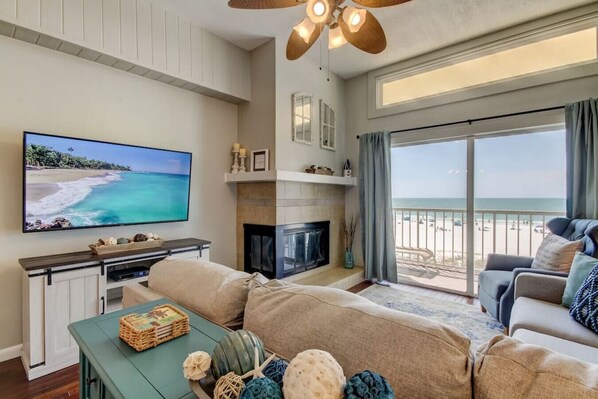 Televisión, chimenea