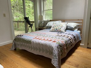 3 bedrooms, desk, travel crib, free WiFi