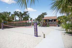 Beach nearby, beach towels
